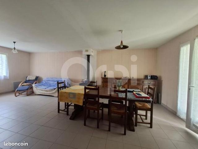 Maison vente à Saintes, Semussac