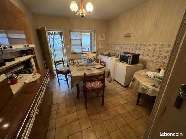 Maison vente à Bressuire, Tourtenay