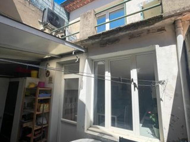 Maison vente à Arles, Cabannes
