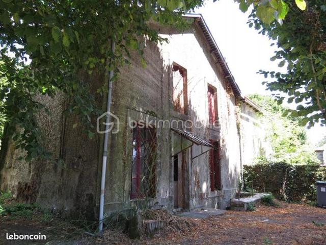 Maison vente à Parthenay, Azay-sur-thouet