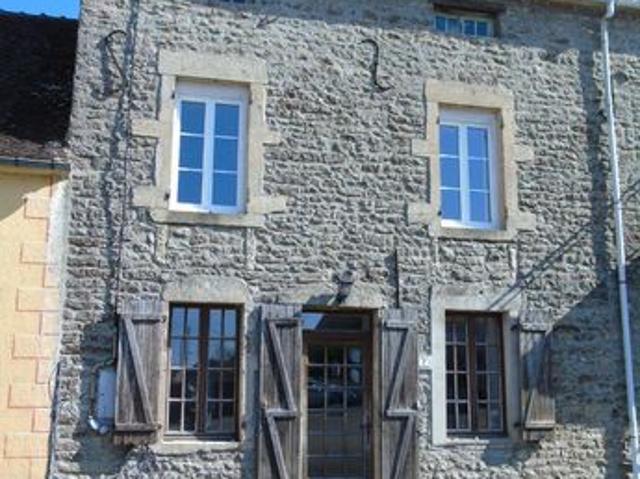 Maison vente à Avallon, Sauvigny-le-beuréal