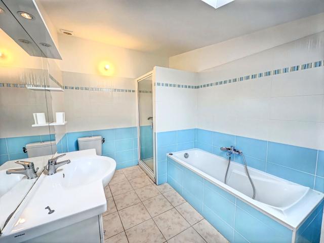 Maison location à Aix-en-Provence, Lambesc