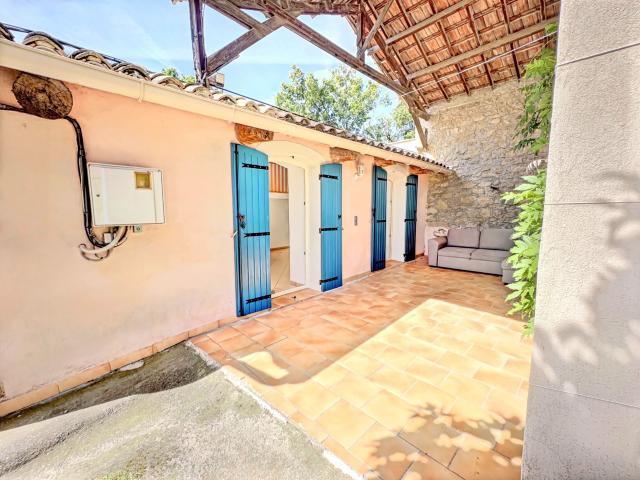 Maison location à Aix-en-Provence, Lambesc