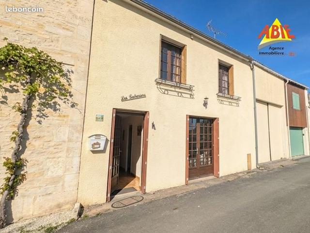 Maison vente à Fontenay-le-Comte, Damvix