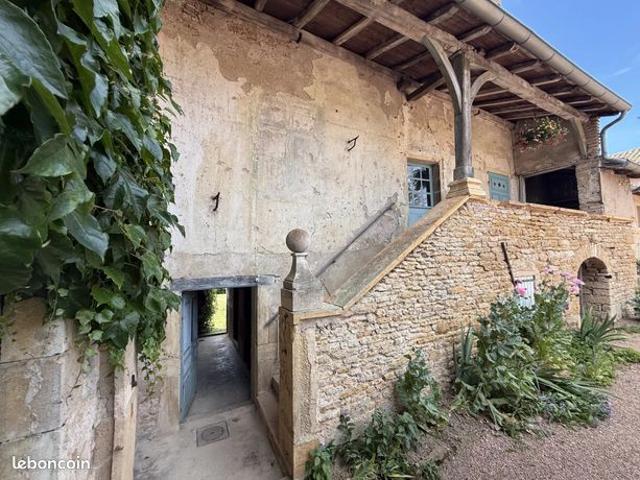 Maison vente à Cluny, Saône-et-Loire