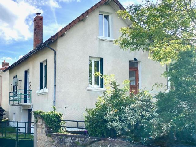 Maison location à Rochechouart, Cognac-la-forêt