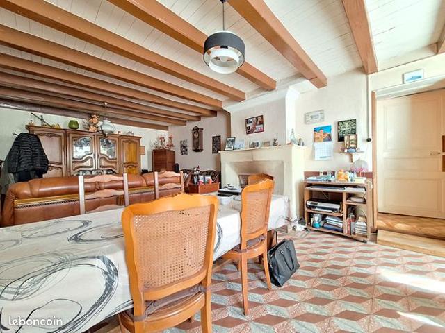 Maison vente à Rochefort, Moragne