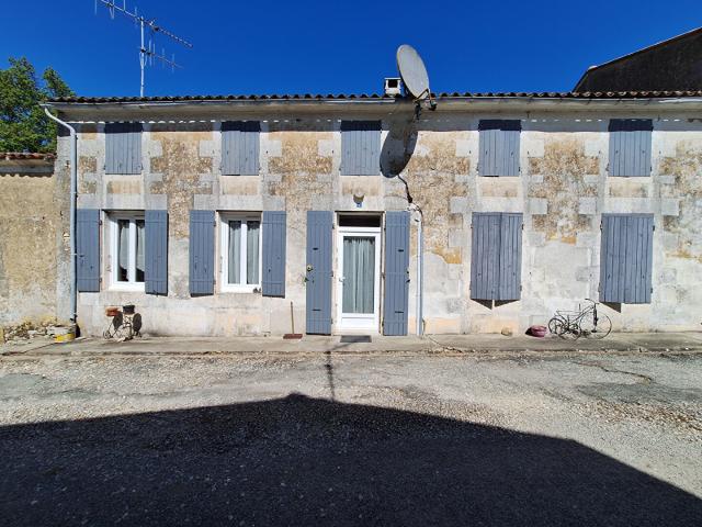 Maison vente à Rochefort, Moragne