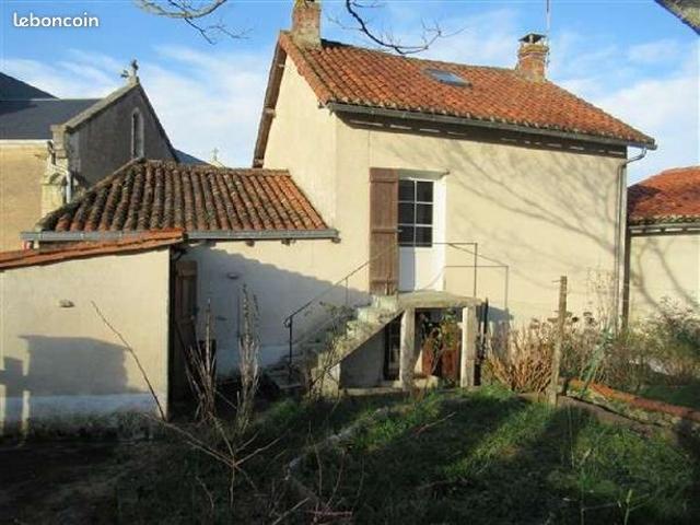 Maison vente à Montmorillon, L'isle-jourdain