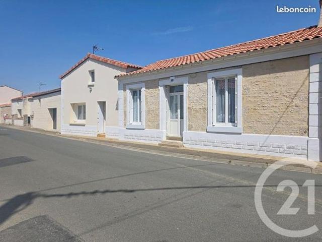 Maison vente à Fontenay-le-Comte, Les Magnils-reigniers