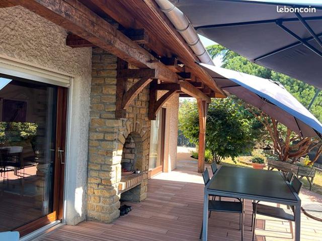 Maison vente à Roanne, Commelle-vernay
