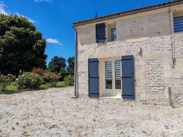 Maison vente à Saintes