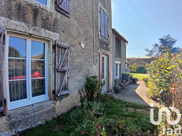 Maison vente à Parthenay, Irais