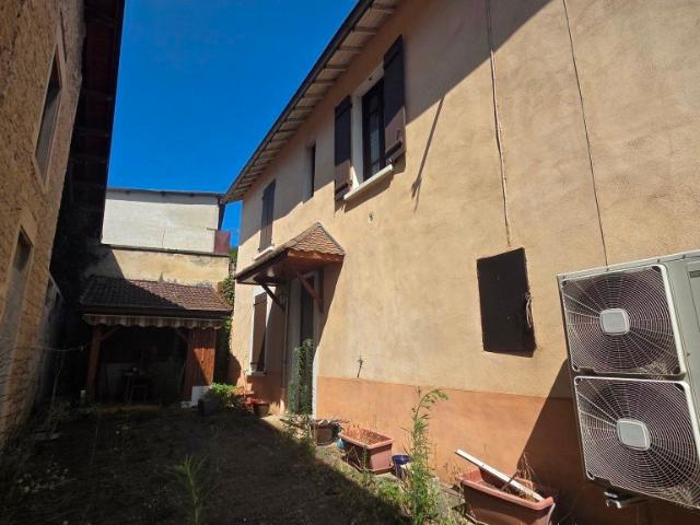 Maison vente à Sunière, Ruy-Montceau