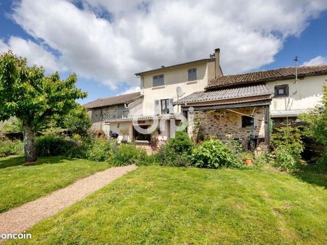 Maison vente à Rochechouart, Champsac