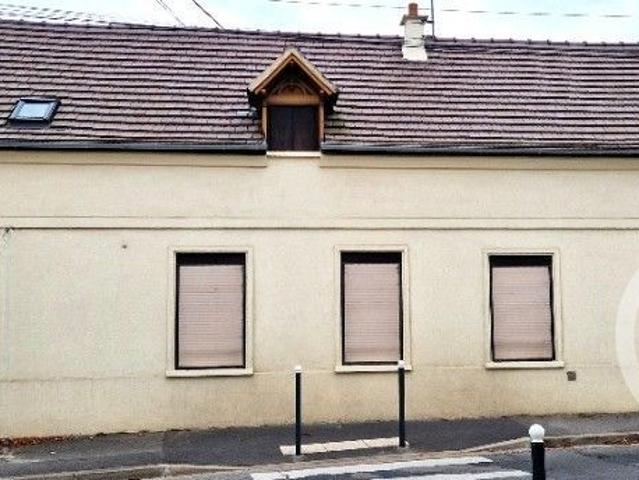 Maison vente à Senlis, Chambly