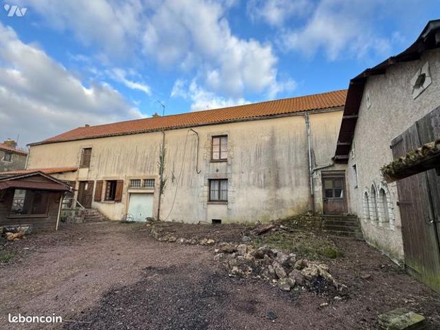Maison vente à Parthenay, Airvault