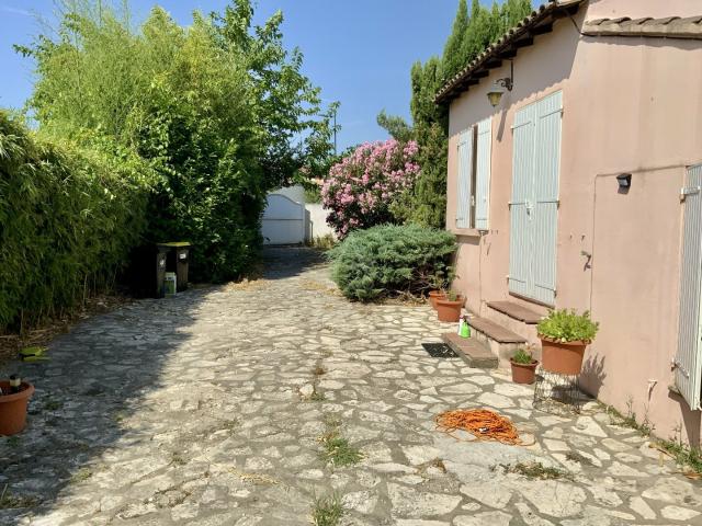 Maison vente à Nîmes, La Calmette