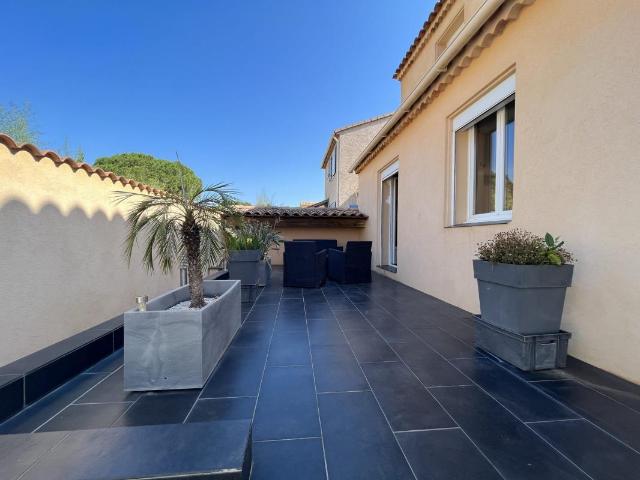Villa vente à Arrondissement de Toulon, La Londe-les-maures