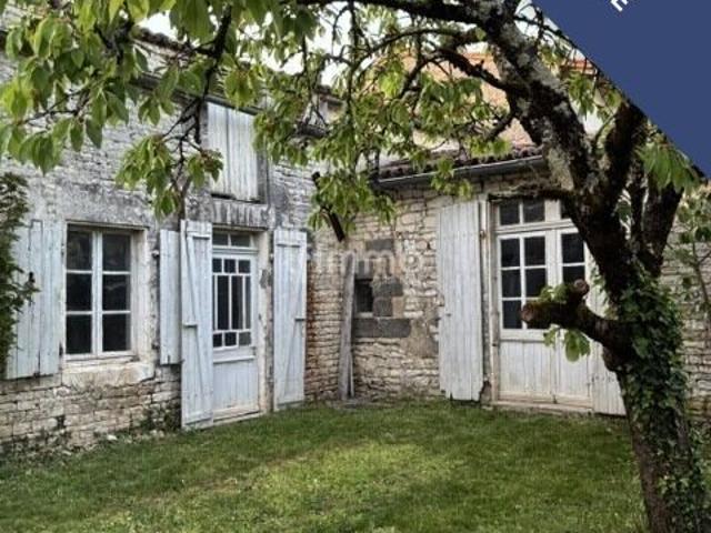 Maison vente à Les Saunières, Saleignes