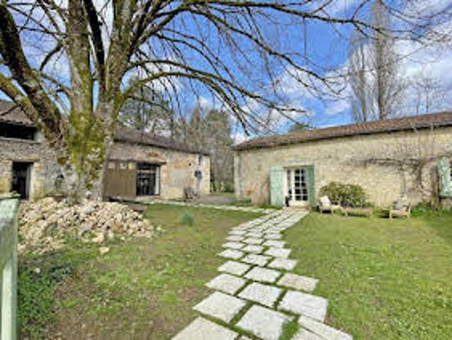 Maison vente à France métropolitaine, Saint-amand-de-vergt