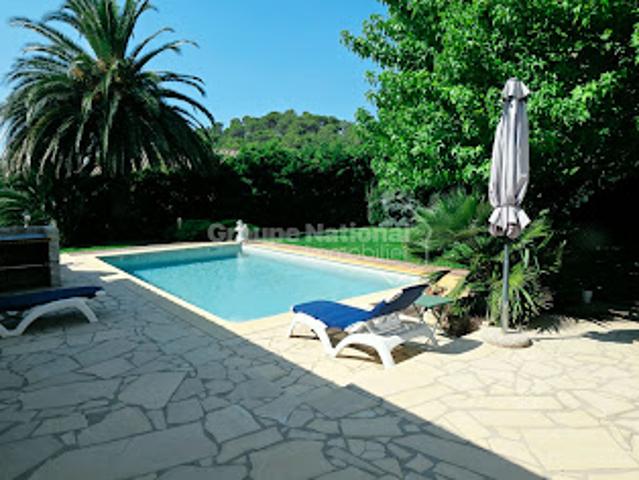 Maison vente à Nîmes, Laudun-l'ardoise