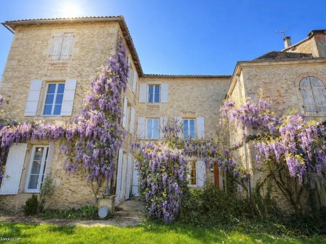 Maison vente à Confolens, Ruffec