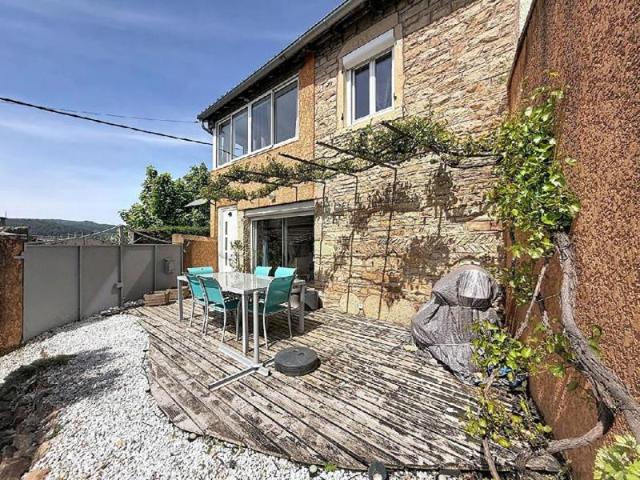 Maison vente à Mâcon, Verzé