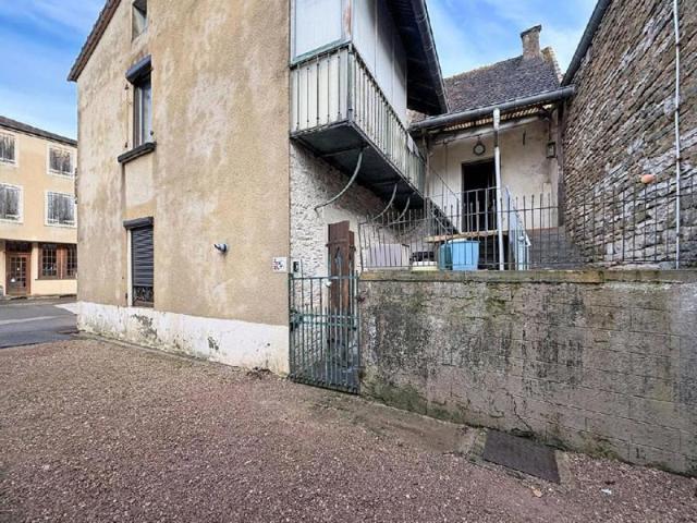 Maison vente à Mâcon, Salornay-sur-guye