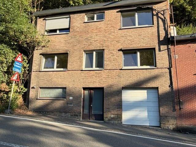 Maison location à Ene, Wallonie