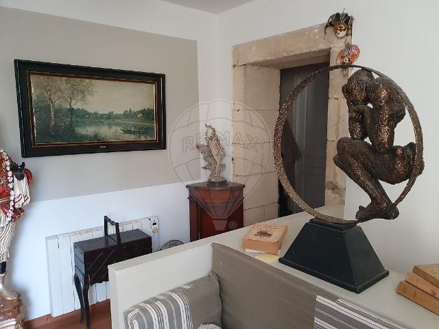Maison vente à Saint-Jean-d'Angély, Taillebourg
