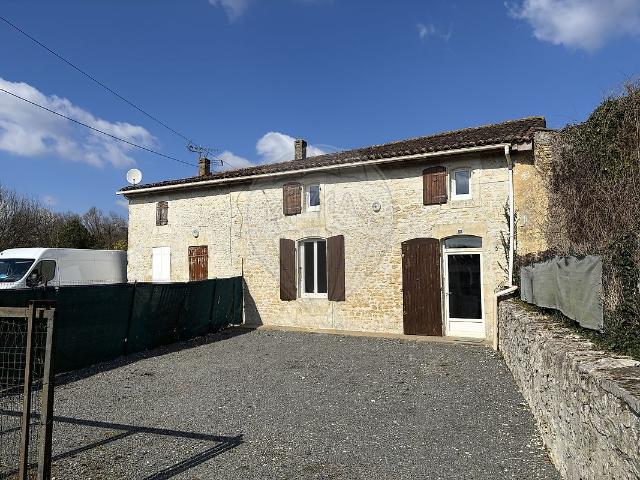 Maison vente à Saintes, Gémozac