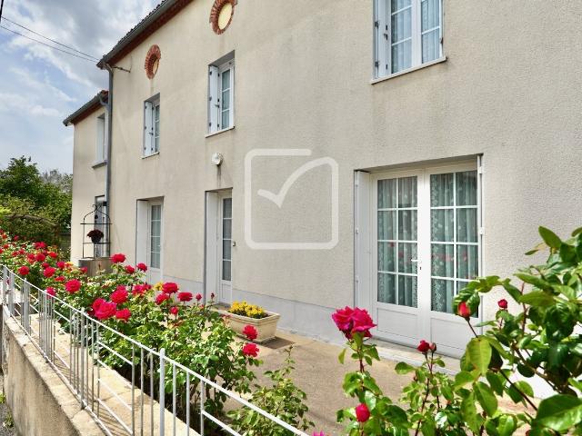 Maison vente à Bressuire, Clessé