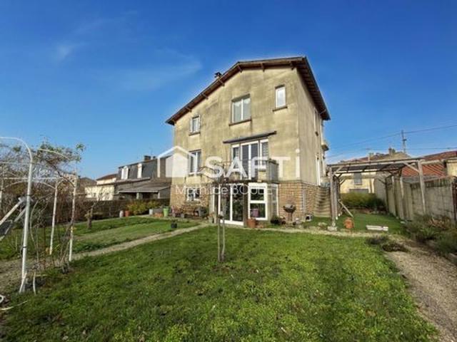 Villa vente à Saint-Jean-d'Angély, Saint-jean-d'angély