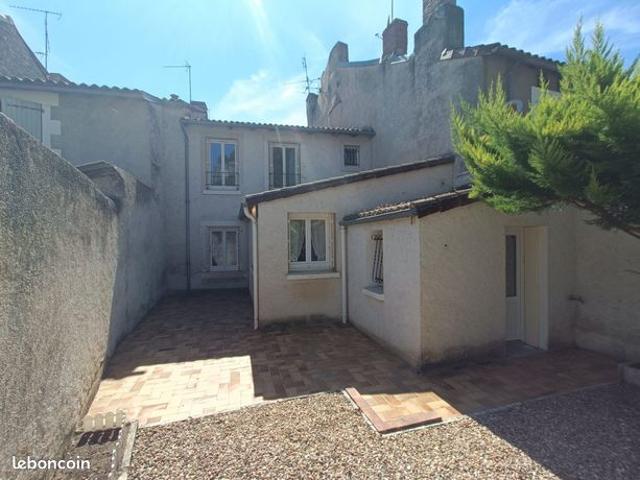 Maison vente à Poitiers, Chauvigny