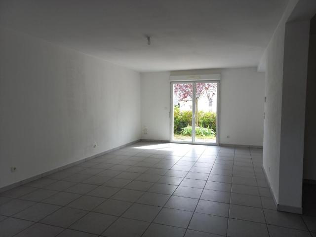 Maison location à Saint-Denis-de-l'Hôtel, Loiret