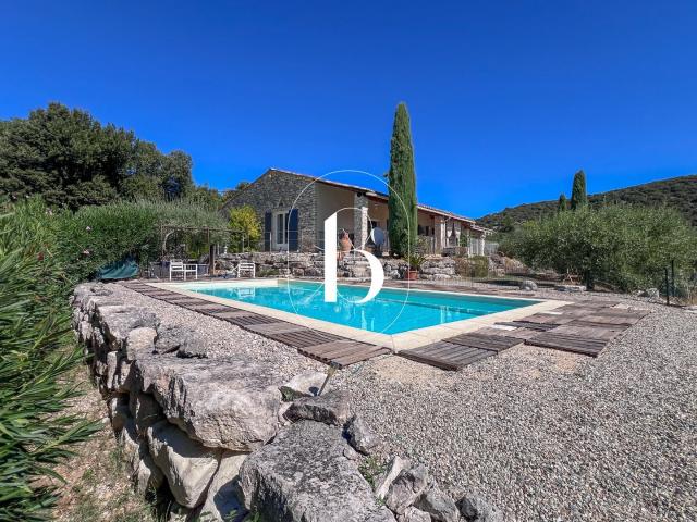 Maison vente à Nîmes, Goudargues