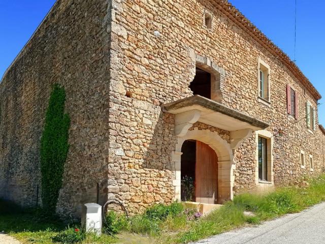 Maison vente à Nîmes, Sabran