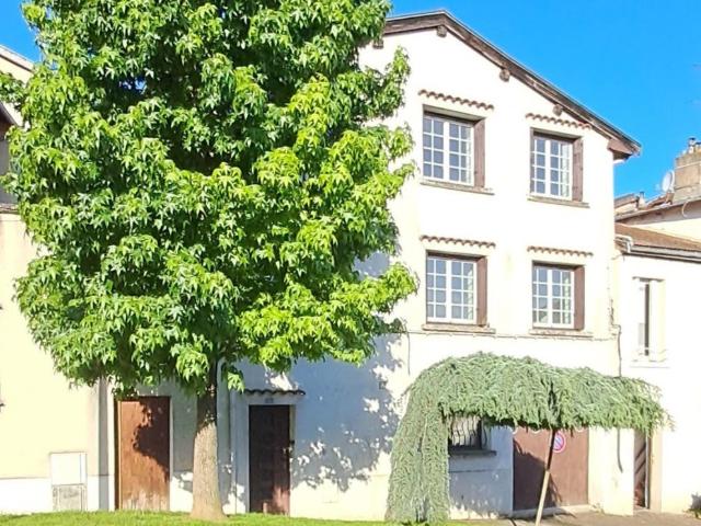 Maison location à Montbrison, Chazelles-sur-lyon