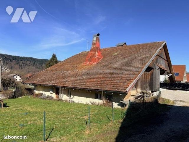 Maison vente à Pontarlier, Grand'combe-châteleu