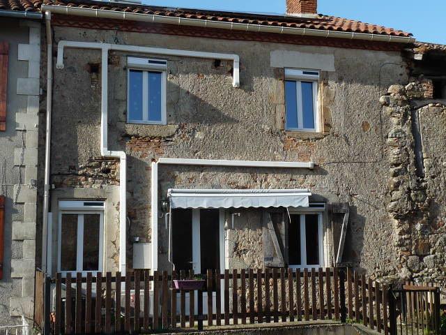 Maison vente à Busserolles, Dordogne
