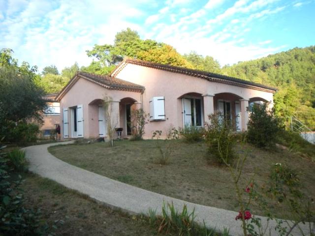 Maison location à Bréchignac, Ucel