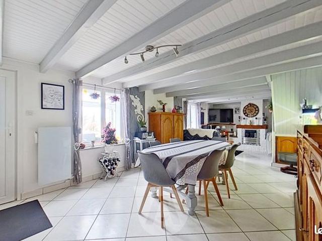 Maison vente à Saint-Omer, Acquin-westbécourt
