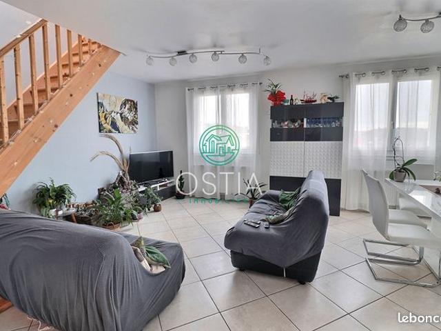 Maison vente à Saint-Étienne, Genilac