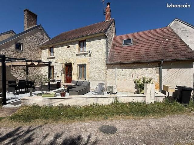 Maison vente à Cosne-Cours-sur-Loire, Alligny-cosne