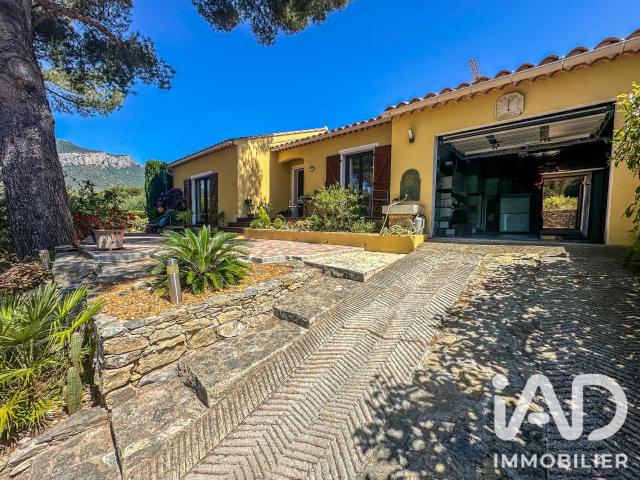 Maison vente à Arrondissement de Toulon, Le Revest-les-eaux