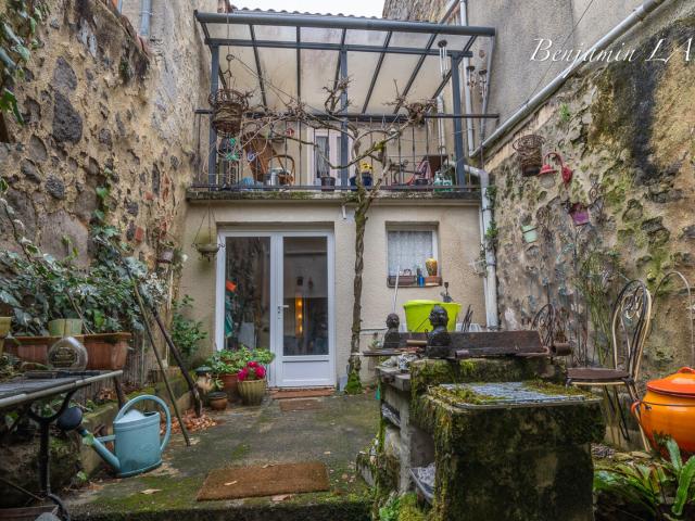 Maison vente à France métropolitaine, Fieux