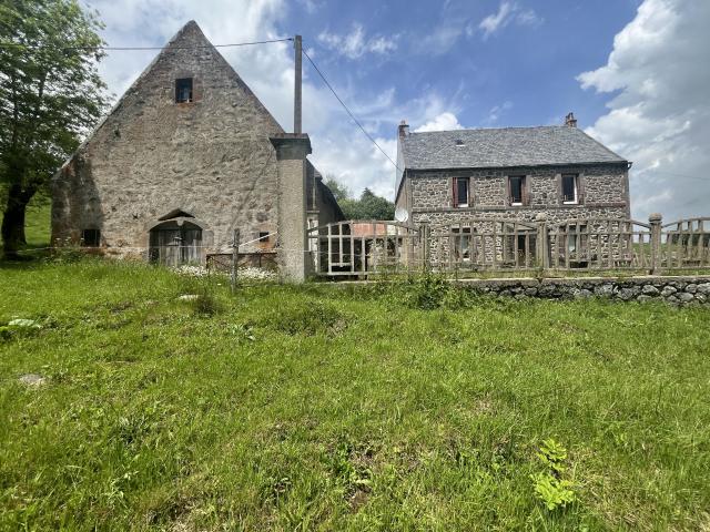 Maison vente à Les Combes, Besse-et-Saint-Anastaise