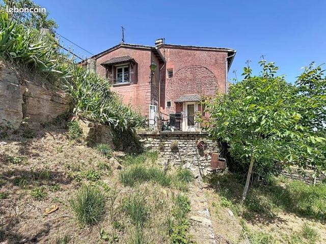 Maison vente à Mâcon, Tournus