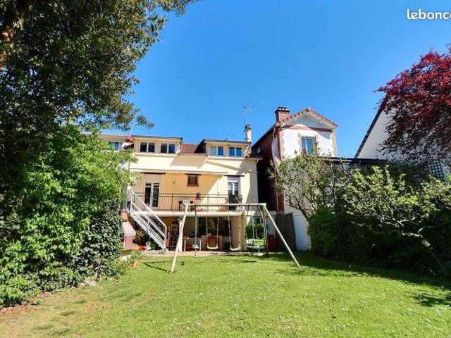Maison vente à Nanterre, Rueil-malmaison